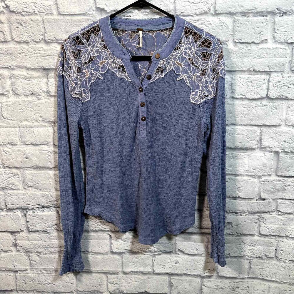 Free People Shirt Womens Medium Easy Breezy Henley Blue Knit Top